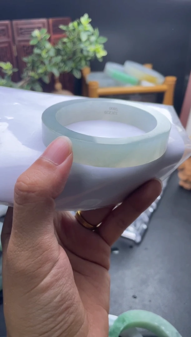 定制翡翠毛胚手镯未镶嵌毛胚定制