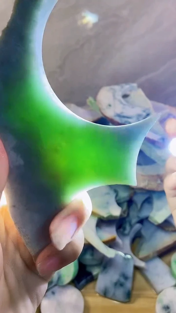 裸石翡翠纯天然缅甸翡翠372