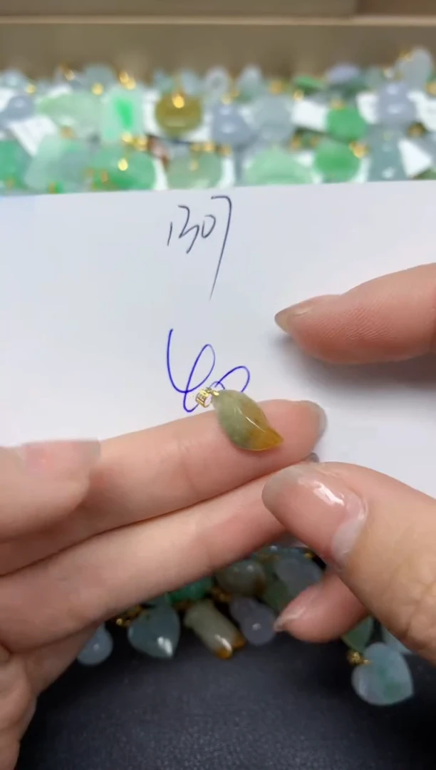 【闪购商品】翡翠颈饰18K金镶嵌 天然翡翠A货
