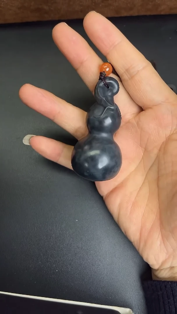 未镶嵌和田玉把件聚墨青花葫芦摆件