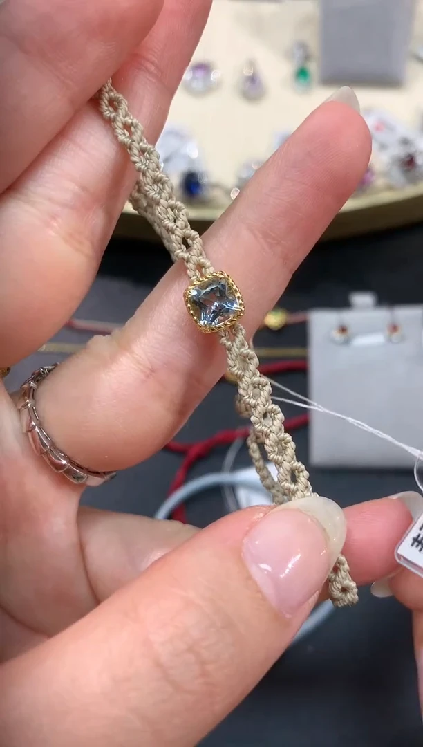 【闪购商品】海蓝宝石手链18K金镶嵌A309|699