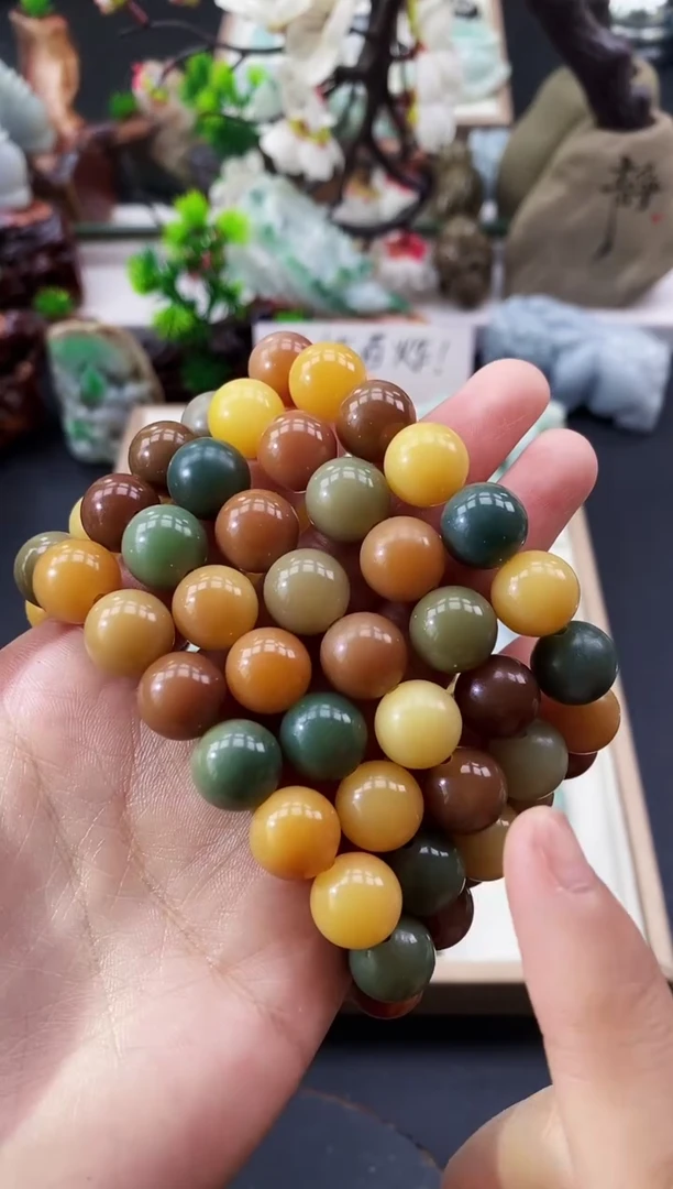 颈饰未镶嵌翡翠天然菩提手串随机发一件