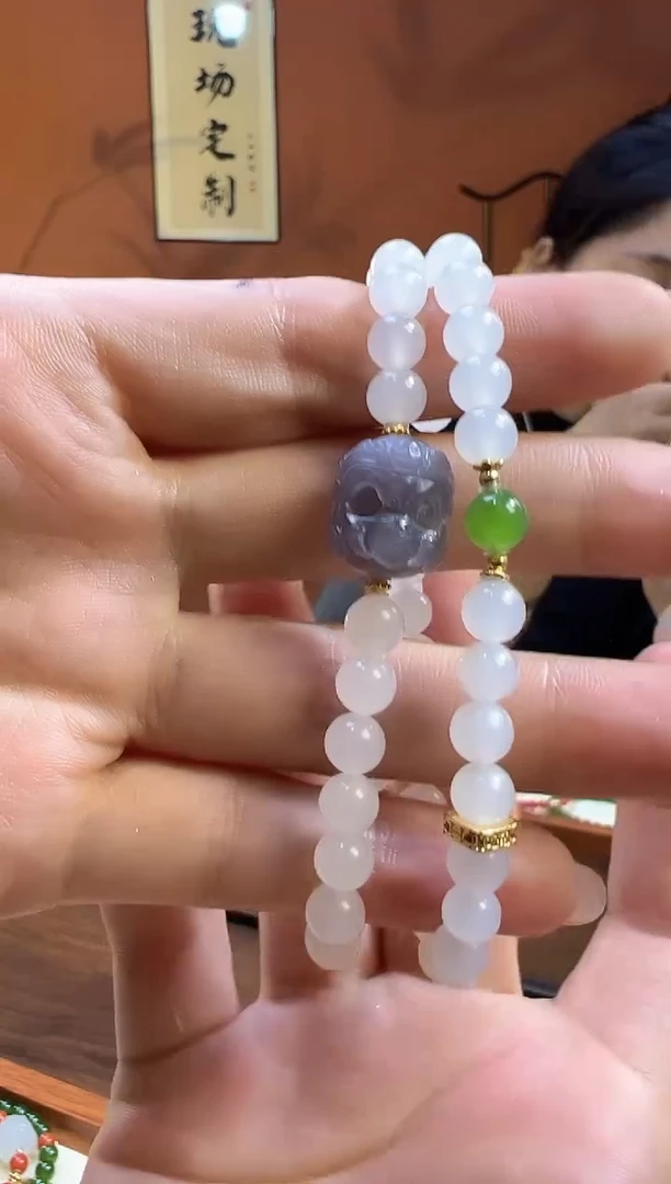 18K金镶嵌手串和田玉白玉6mm双圈