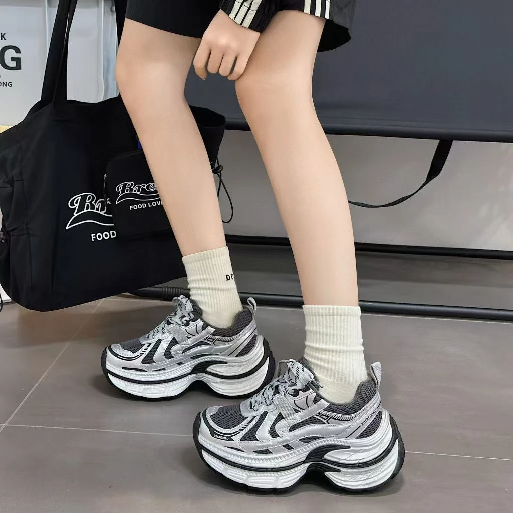 （2）小糖甄选时尚百搭女鞋  听主播口令 按照编码去拍