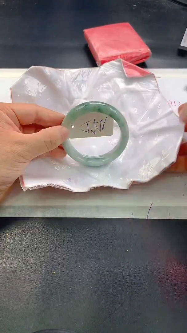未镶嵌手镯翡翠88
