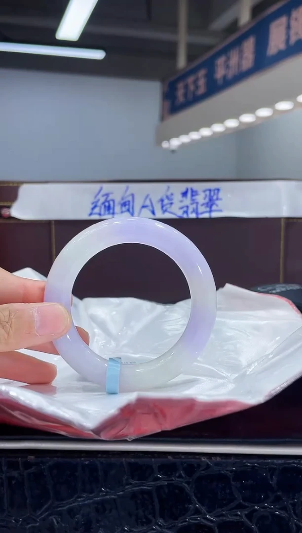 未镶嵌手镯翡翠2