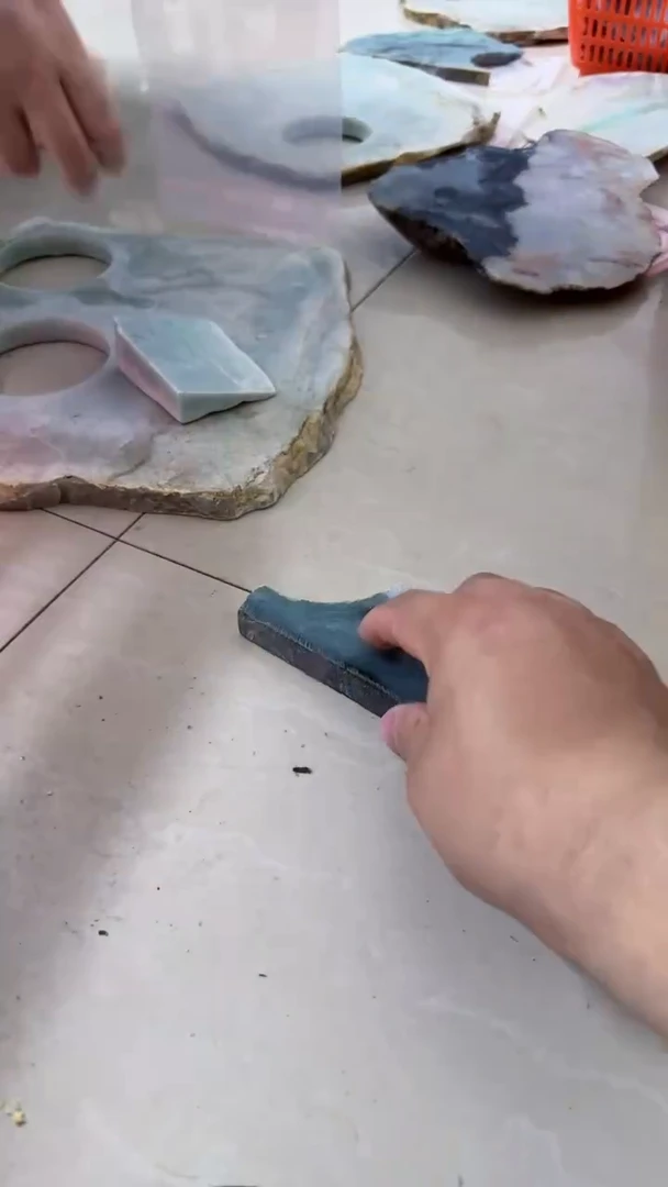 【闪购商品】翡翠颈饰未镶嵌321天然翡翠