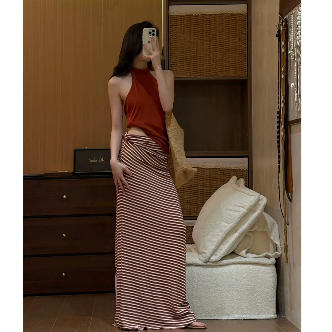 复古挂脖漏背吊带夏季红色条纹小众高级感半身裙女套装【没有运补】