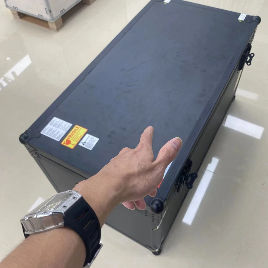 Flc全新未使用恭喜开业线上男表黑9