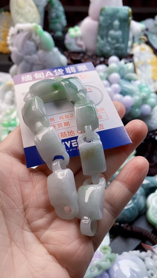 翡翠未镶嵌吊坠(不含链)Z*1