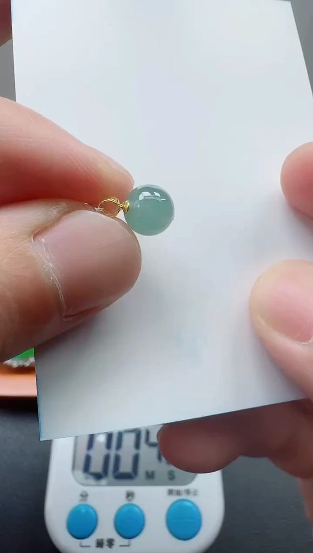 颈饰18K金镶嵌翡翠寄售回流，不退不换