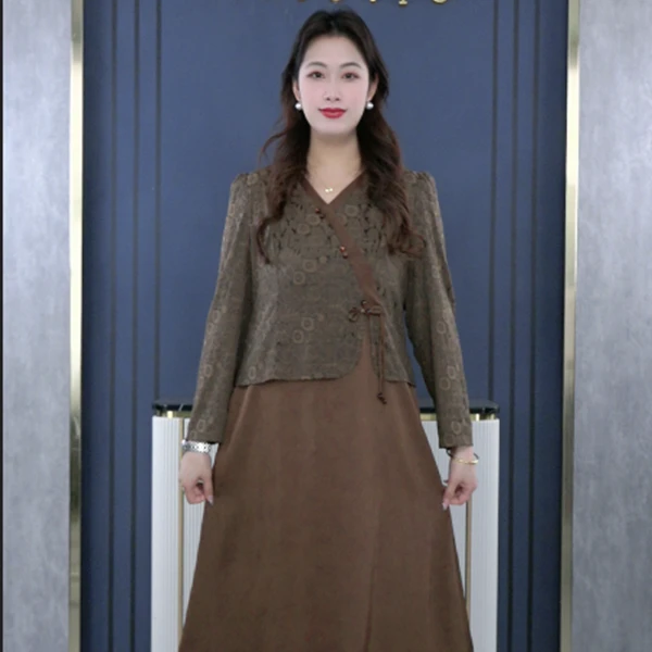 薇姐大码女装气质宽松假两件长袖连衣裙遮肉显瘦咖色裙子240761