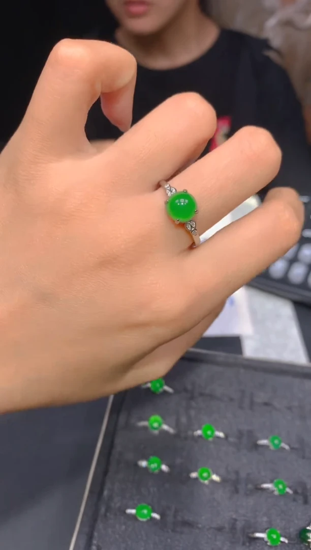 【闪购商品】定制翡翠未镶嵌155多样性发货（发其一）