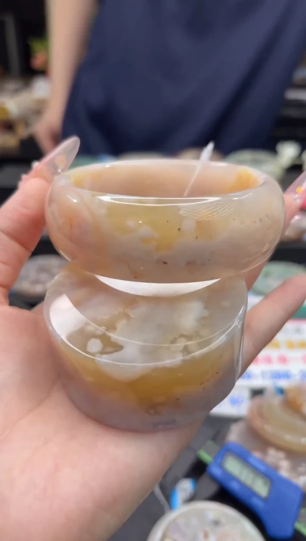 未镶嵌手镯石英质玉15(66圈赠送镯心)