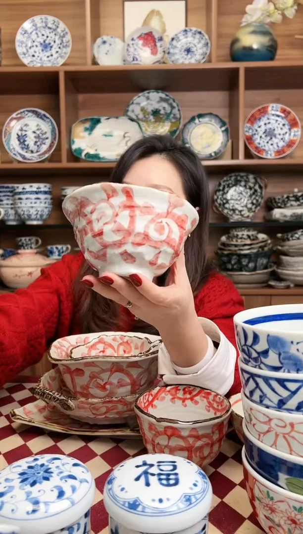 【闪购商品】瓷片章鱼唐草  反口饭碗 （赤）