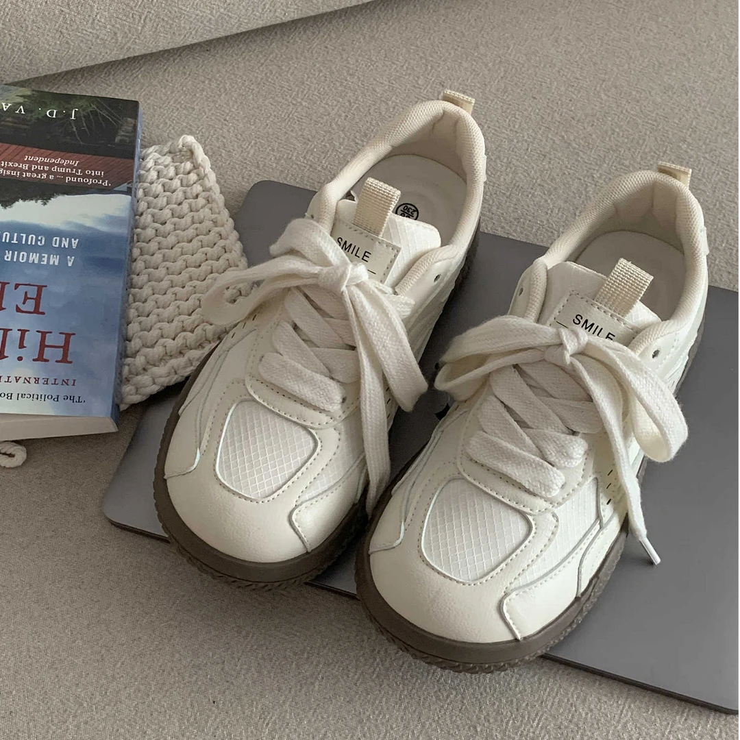 啄木鸟春季新款圆头休闲板鞋厚底德训鞋百搭小白鞋韩版运动鞋女