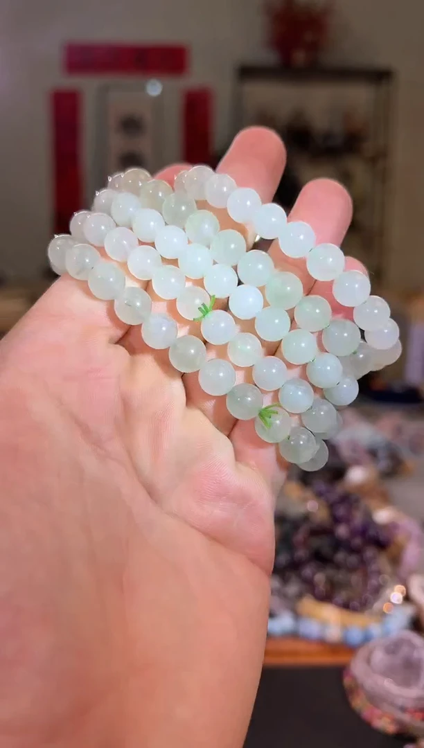 【闪购商品】发晶手串未镶嵌8+m绿兔毛手串（多样性发其一）