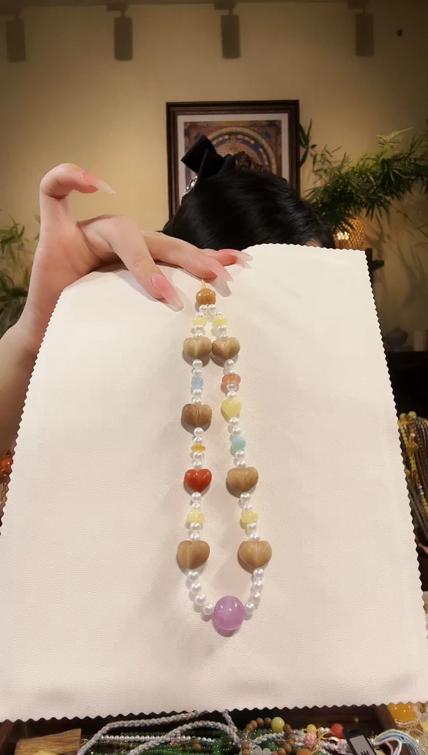 颈饰未镶嵌淡水珍珠挂件