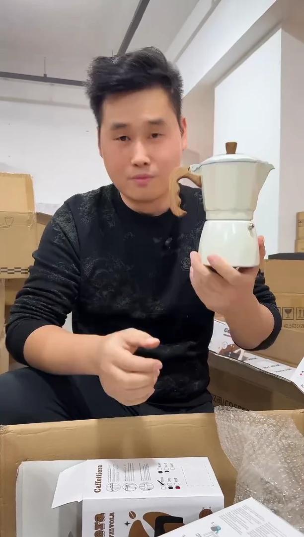 B款白色双阀四杯