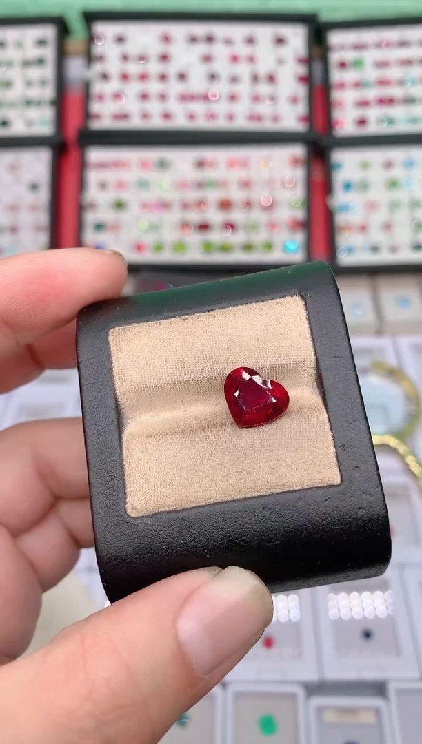 未镶嵌裸石碧玺卢比来4.62ct