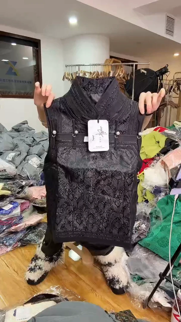 XL码      115-125斤   重工马甲