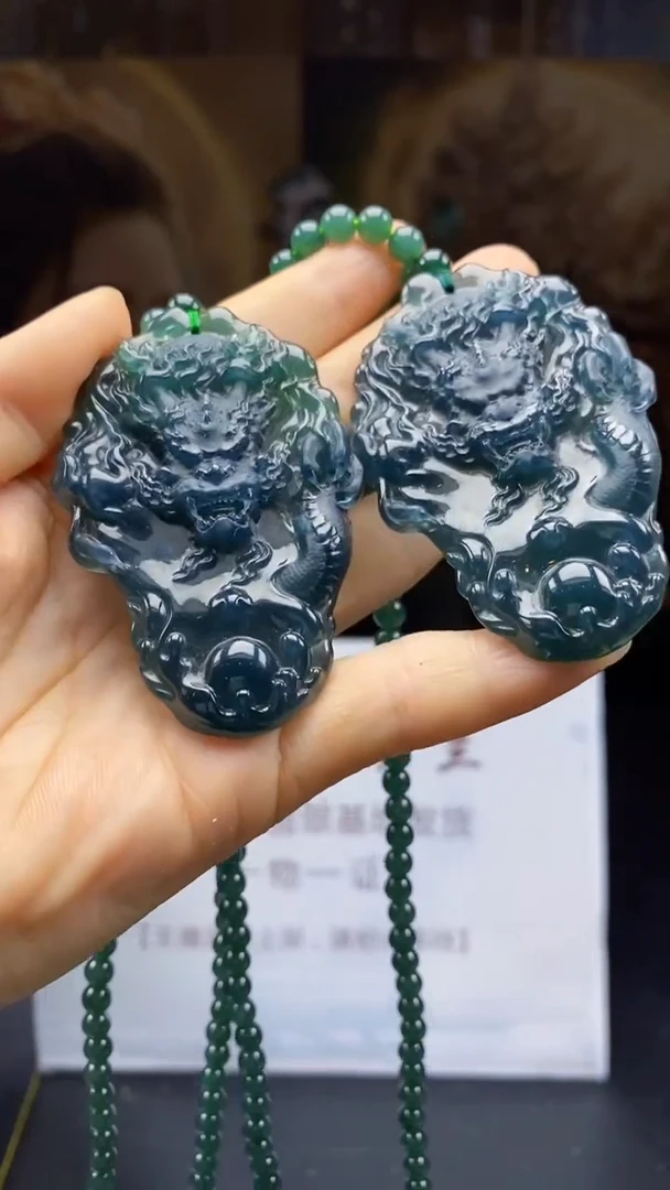 翡翠未镶嵌颈饰多样性发货 (只发一件) *MC38