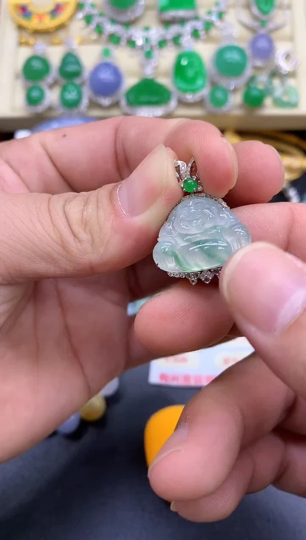 颈饰18K金镶嵌翡翠391-中国好珍宝