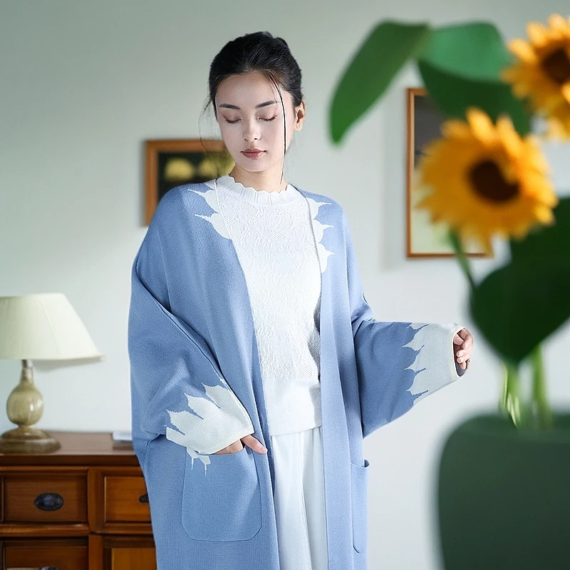 褒里冬季新款异域提花撞色宽松加厚中长款羊毛开衫外套女BC4A3057