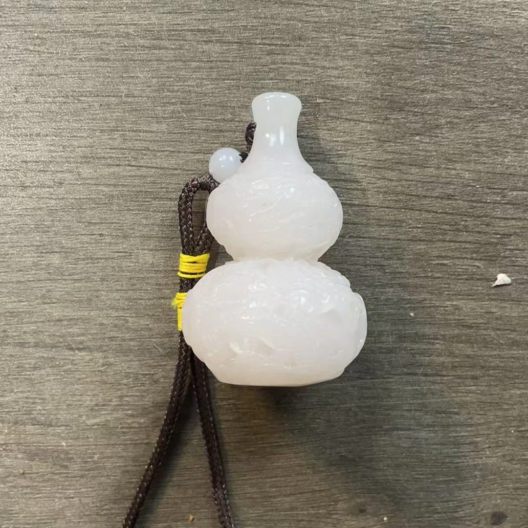 A111血成宝葫芦手把件