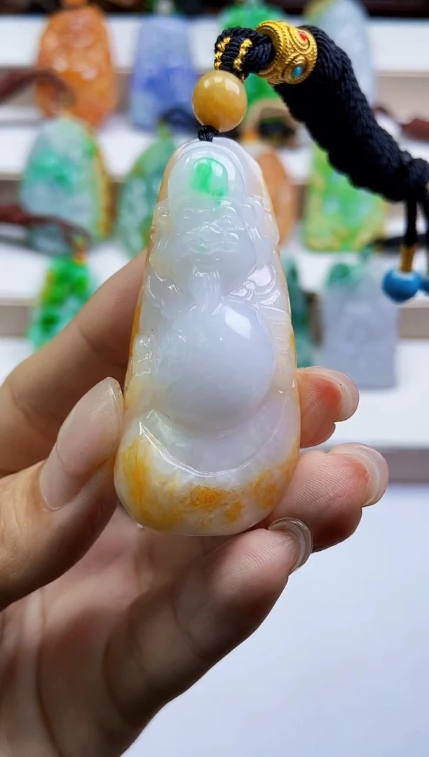 颈饰未镶嵌翡翠翡翠A货