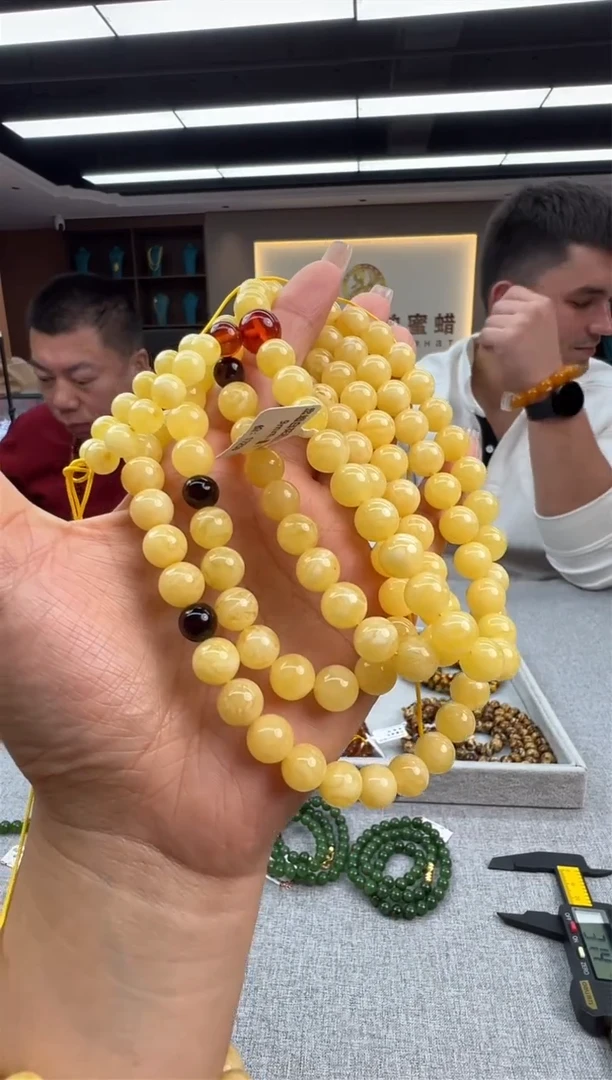 【闪购商品】琥珀颈饰未镶嵌59秒拍号