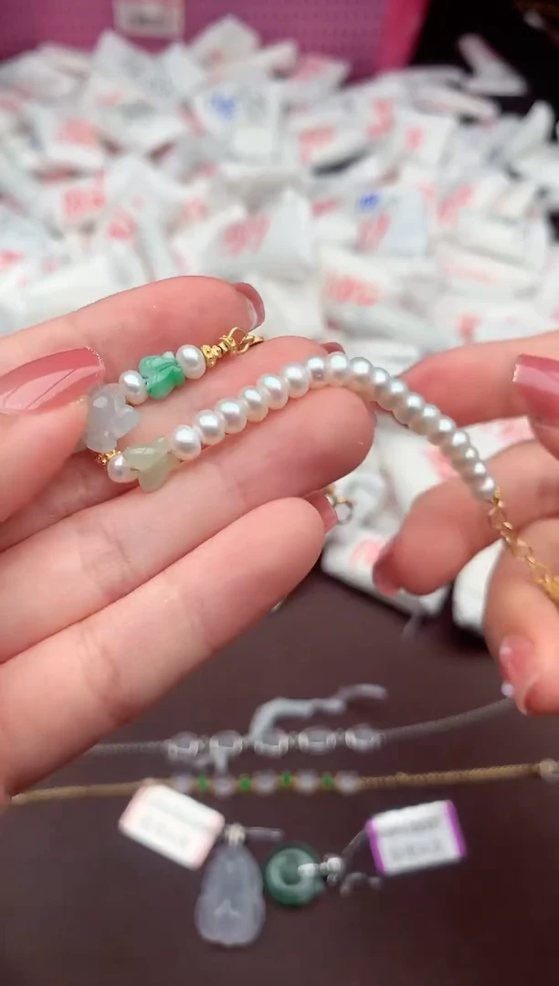 【闪购商品】翡翠手链未镶嵌一