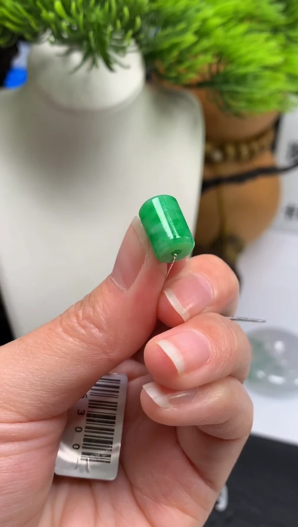 颈饰未镶嵌翡翠F*---124875