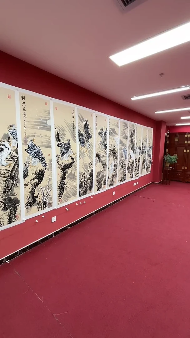 国画鹰十二条屏