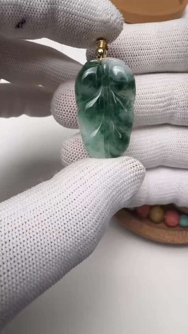 颈饰未镶嵌翡翠文玩文玩