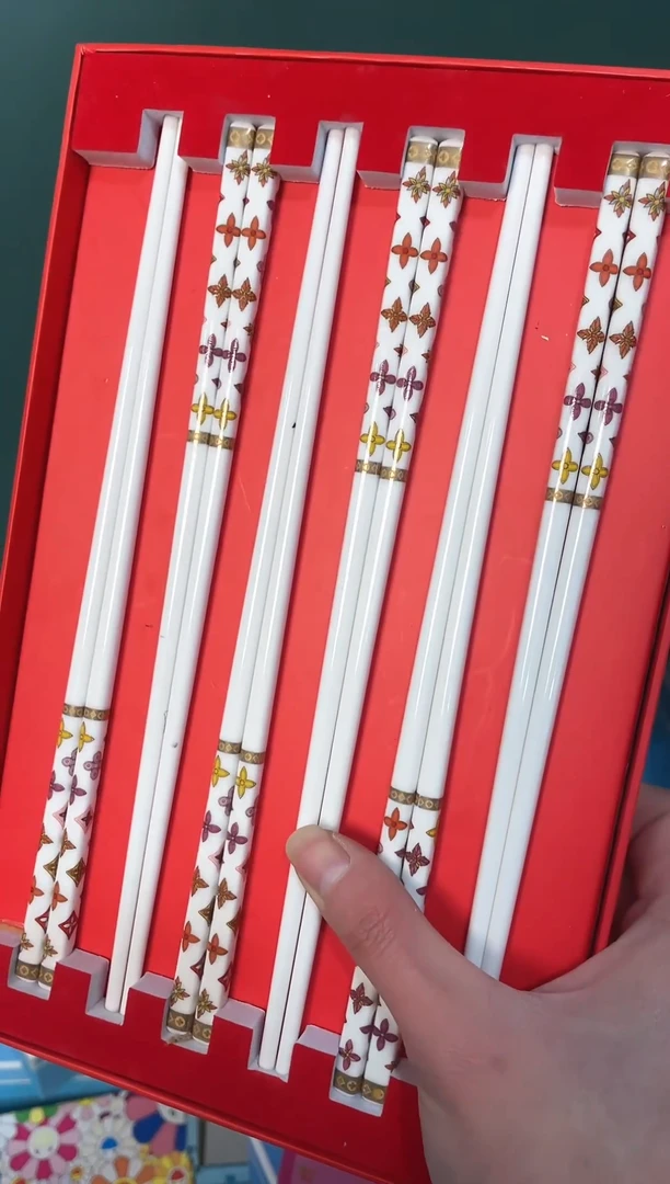 【闪购商品】瓷片瓷瓷瓷瓷瓷瓷瓷瓷