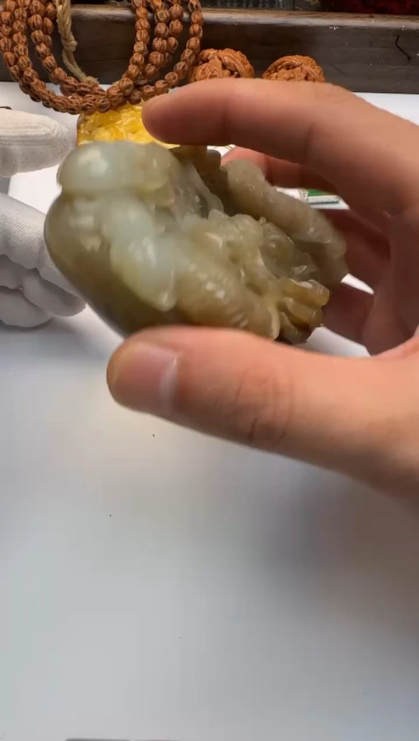 未镶嵌和田玉挂件和田玉