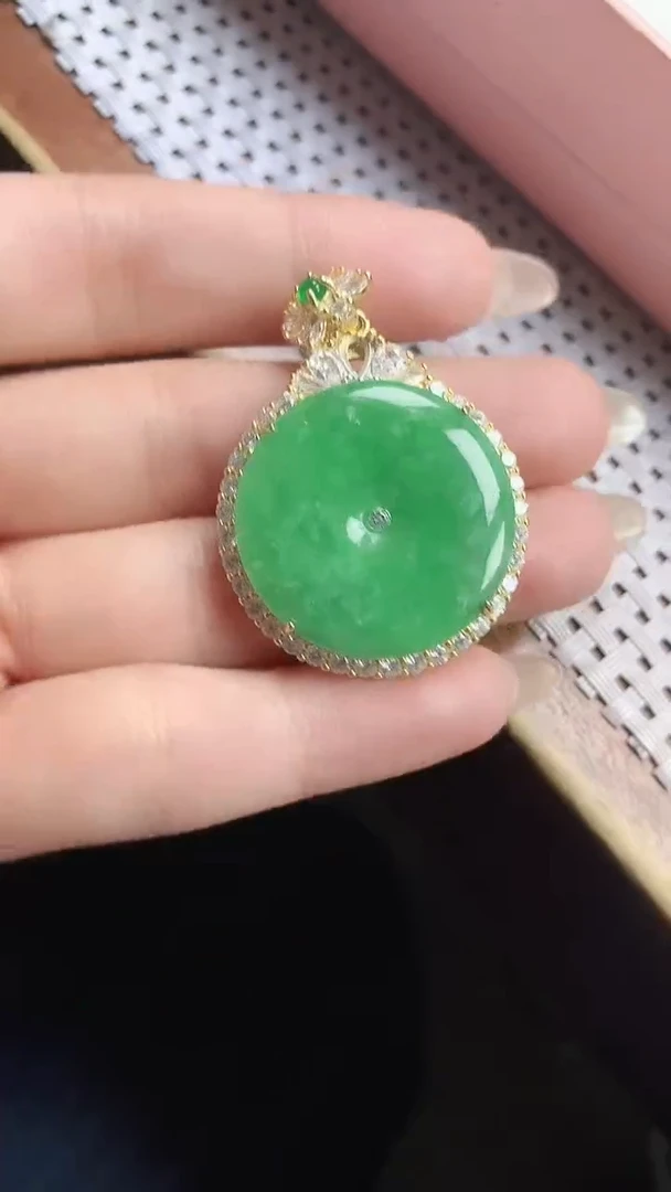 【闪购商品】翡翠颈饰银S925镶嵌颈饰