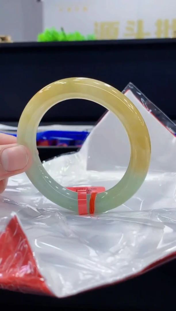 未镶嵌手镯翡翠翡翠手镯