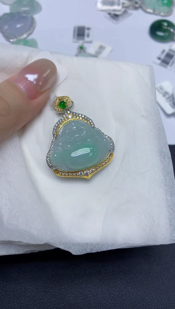 颈饰未镶嵌翡翠天然缅甸翡翠A货多样性发一件