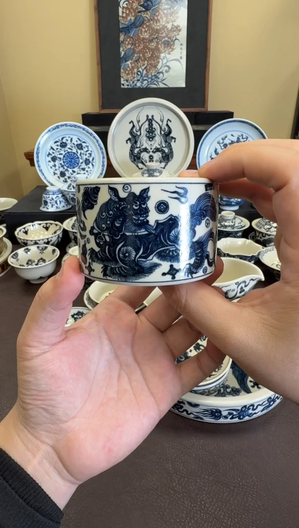 二号釉杂宝狮子扳指杯