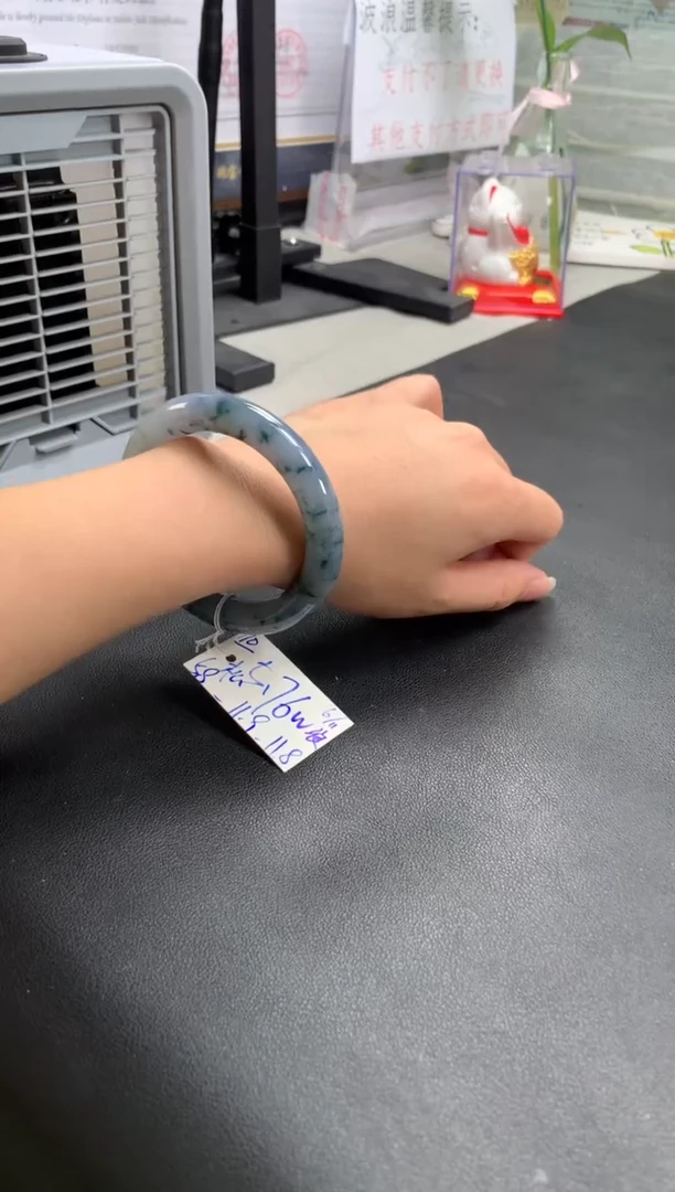 未镶嵌手镯翡翠松**儿翡翠手镯 下单联系小耳机#分单