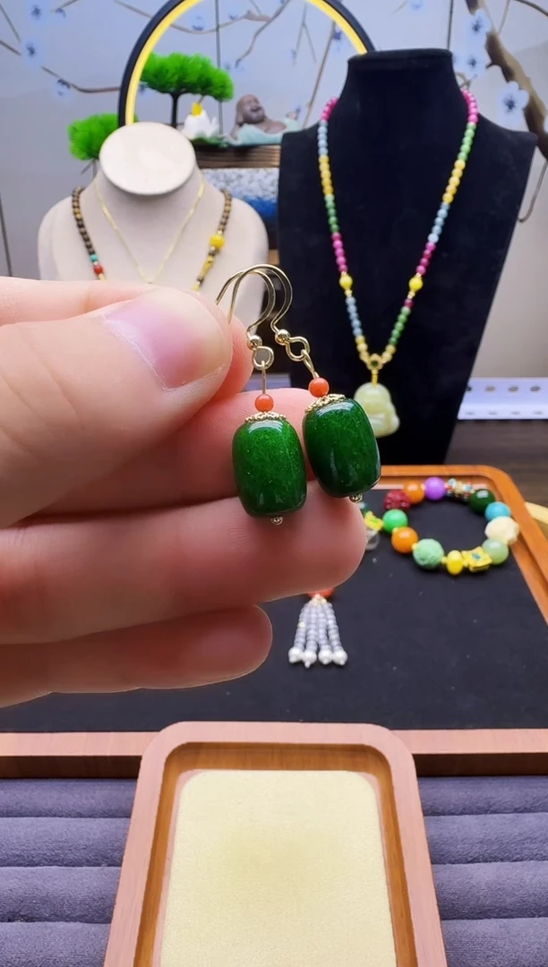 翡翠14K金镶嵌耳饰E08