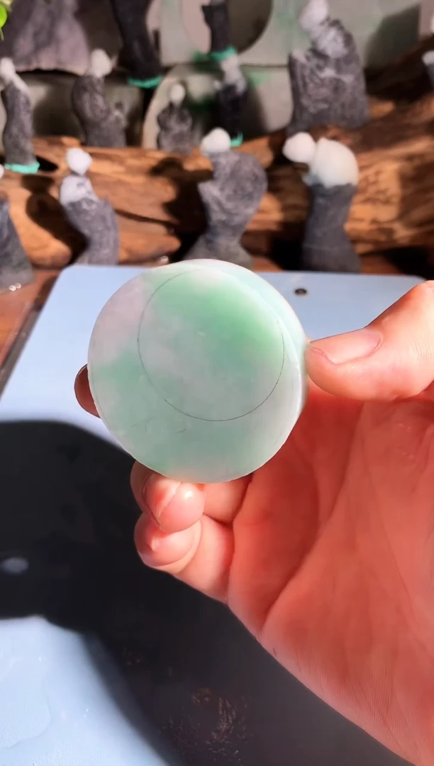 翡翠未镶嵌吊坠(不含链)波**茶C619