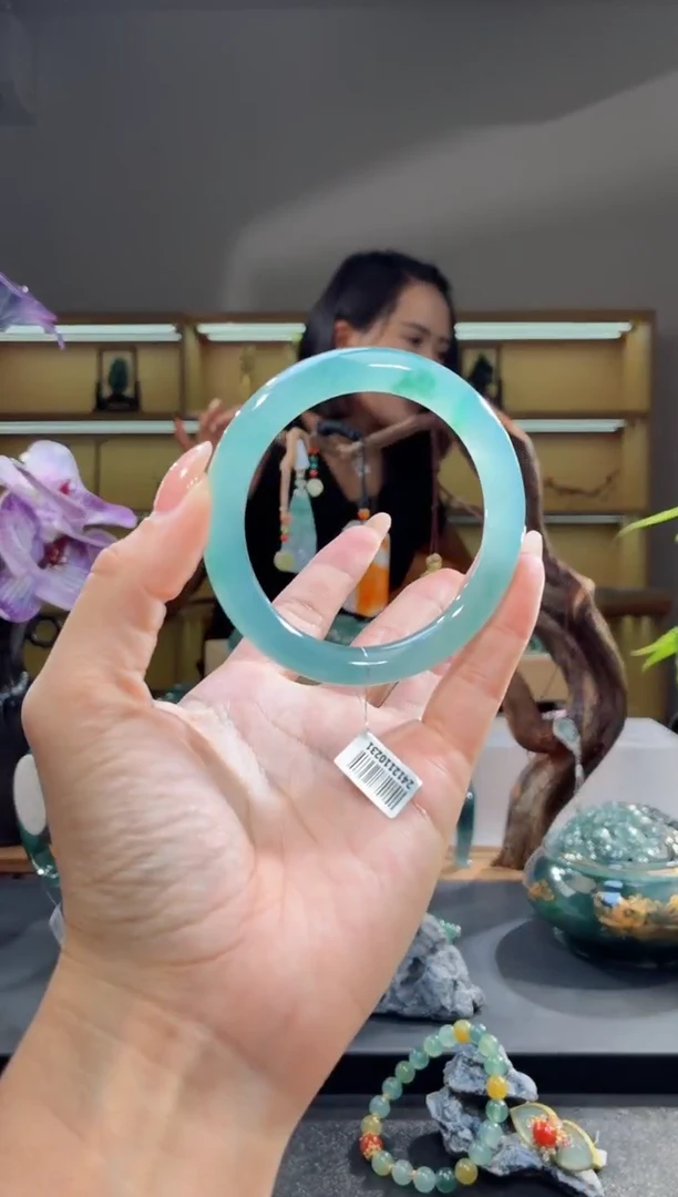 未镶嵌手镯翡翠55圈