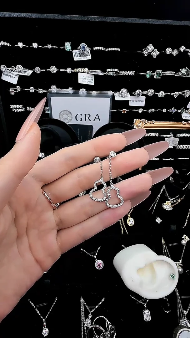 合成碳硅石925银莫桑 葫芦耳环MSE.011