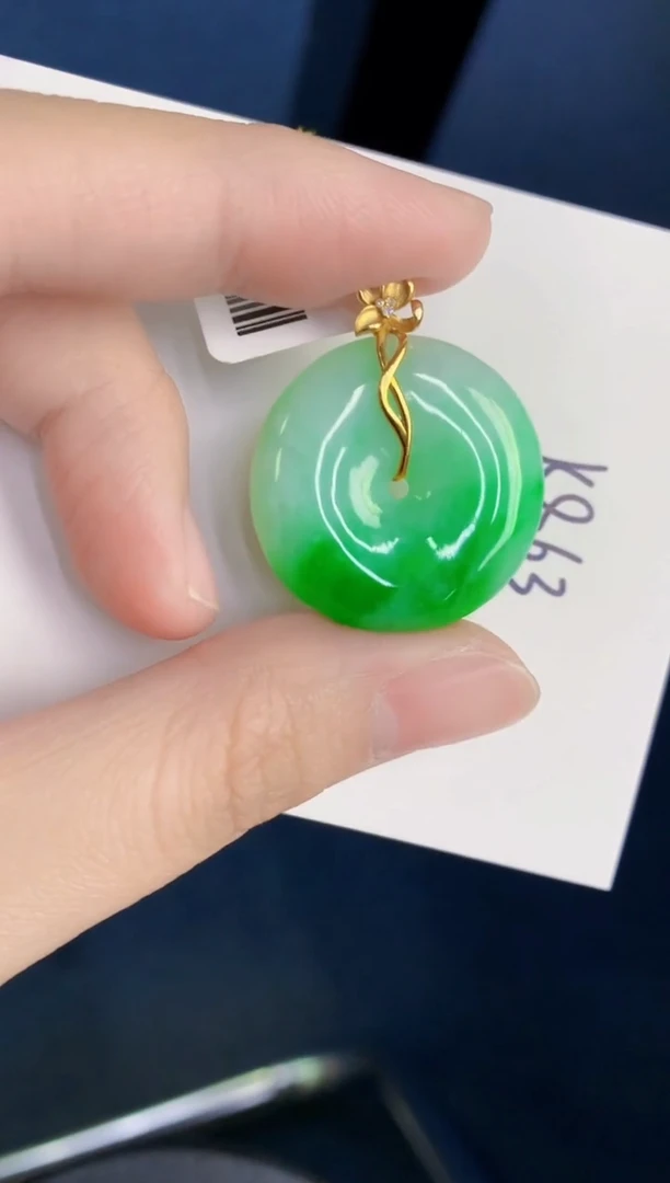 颈饰18K金镶嵌翡翠天然翡翠缅甸A货