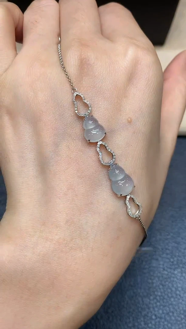 18K金镶嵌手链翡翠【无鉴赏期】葫芦【无服务费