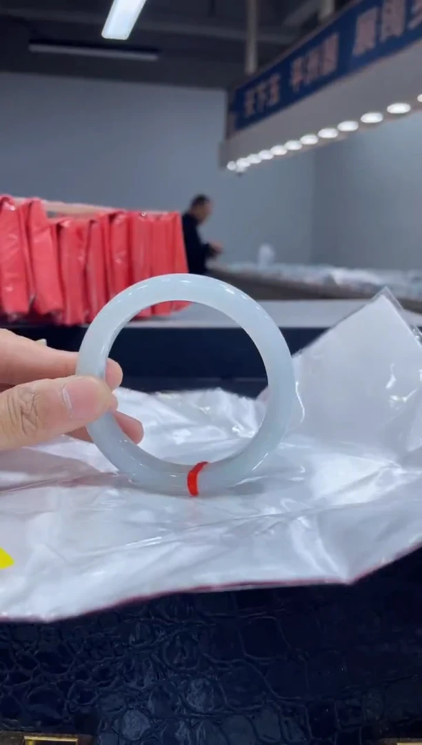 未镶嵌手镯翡翠20