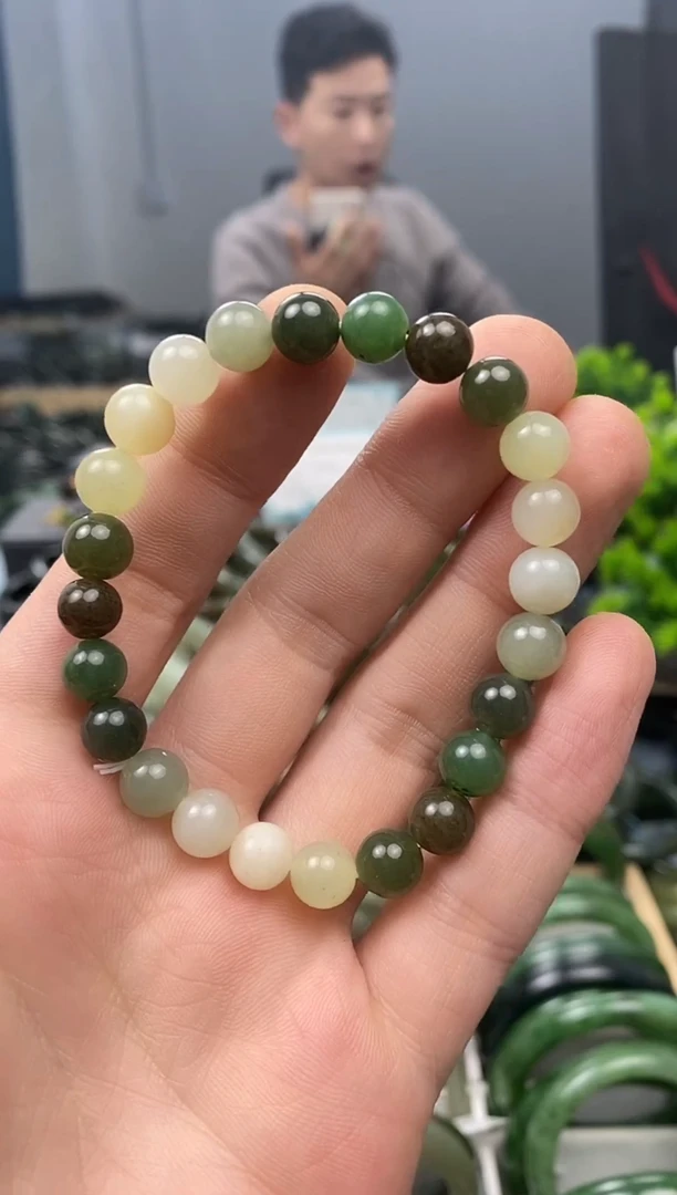 未镶嵌手镯和田玉8mm